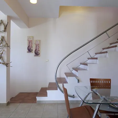 Orizzonte Apartment *