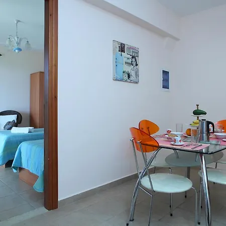 Apartment Orizzonte Apolpaina